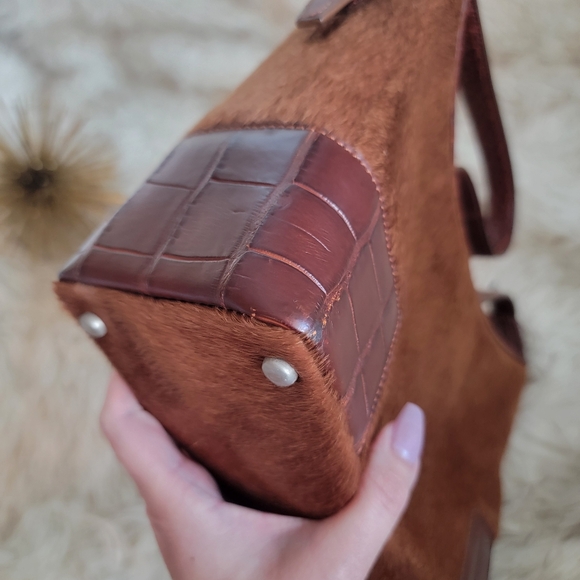 COPY - Loewe Shoulder Bag - Picture 3 of 14